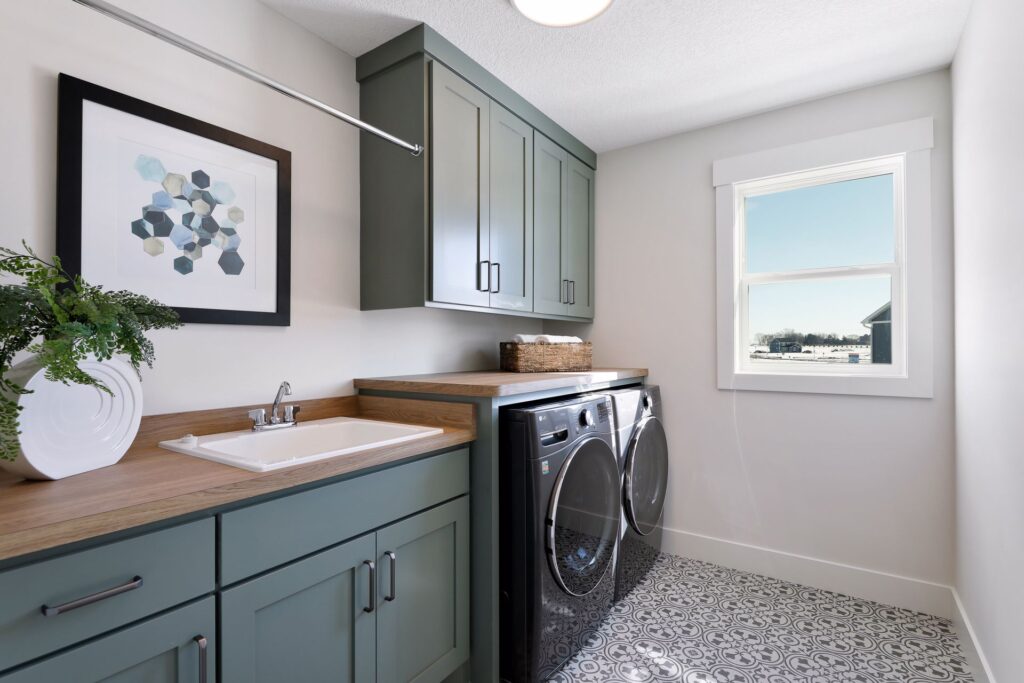 Laundry-Room-Makeover-10